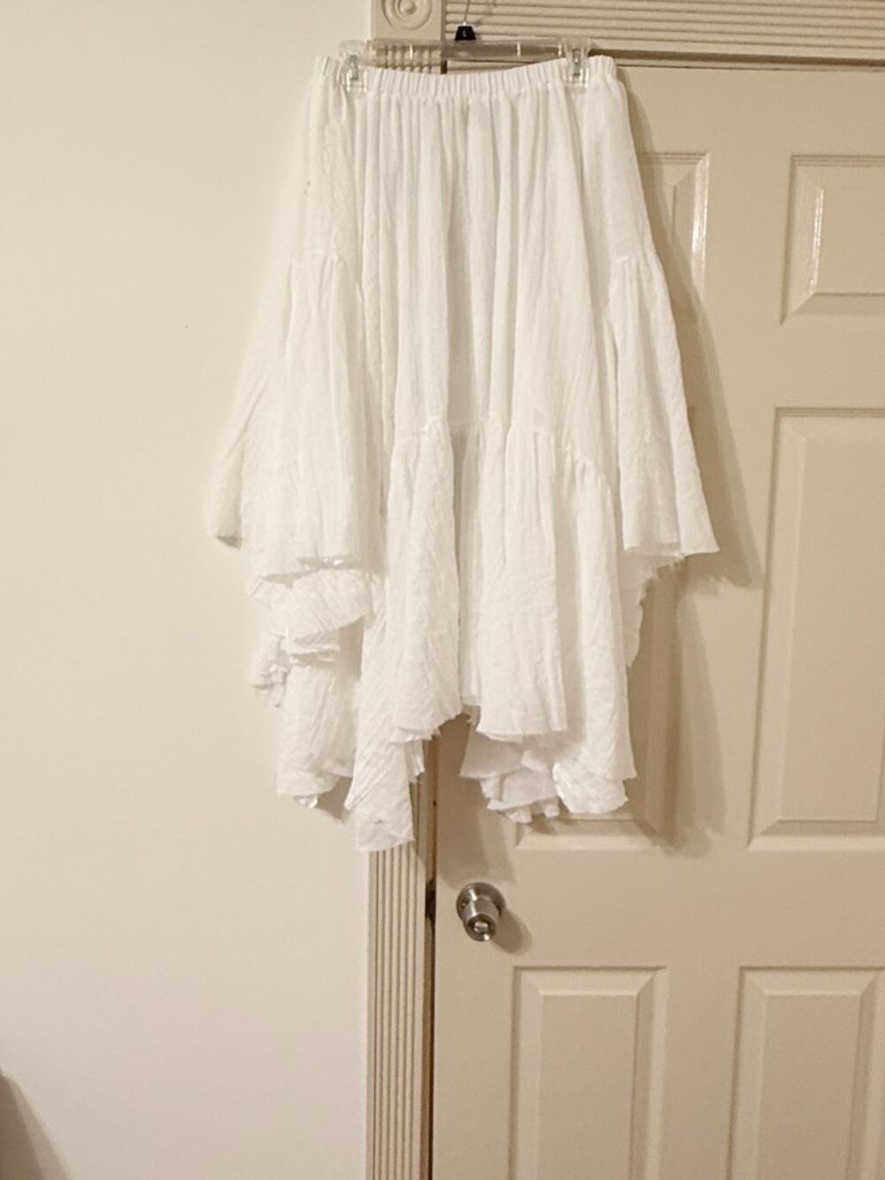 Sweet Generis Asymmetrical Raw Edge Ruched Uneven Hemline White Skirt sz L - Picture 7 of 10